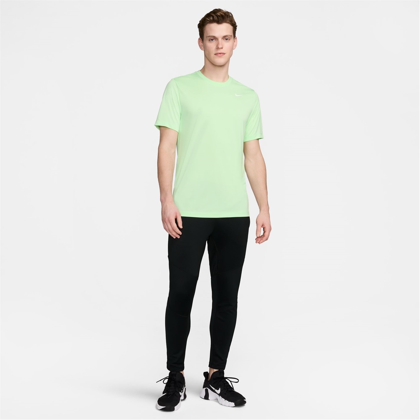 Tricou fitness Nike Dri-FIT Legend pentru Barbati verde alb